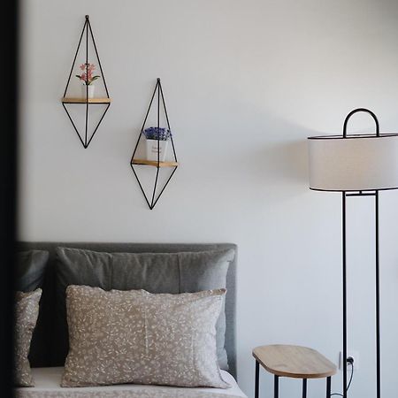 Cozy Studio In The Heart Of City Комотини Екстериор снимка