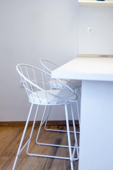 Cozy Studio In The Heart Of City Комотини Екстериор снимка