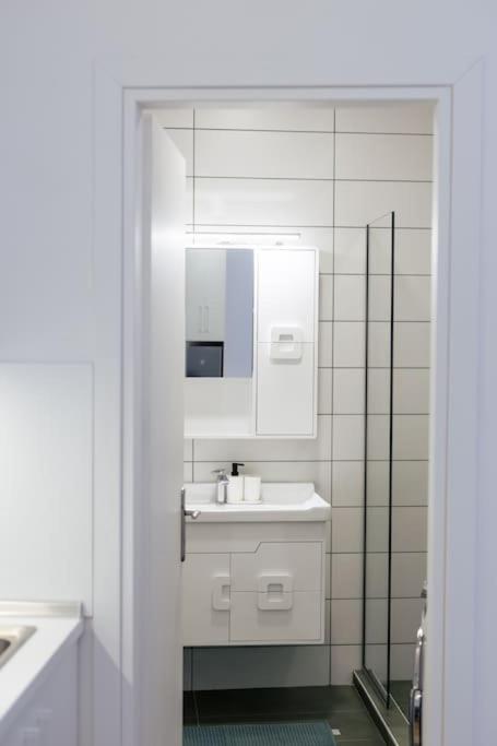 Cozy Studio In The Heart Of City Комотини Екстериор снимка