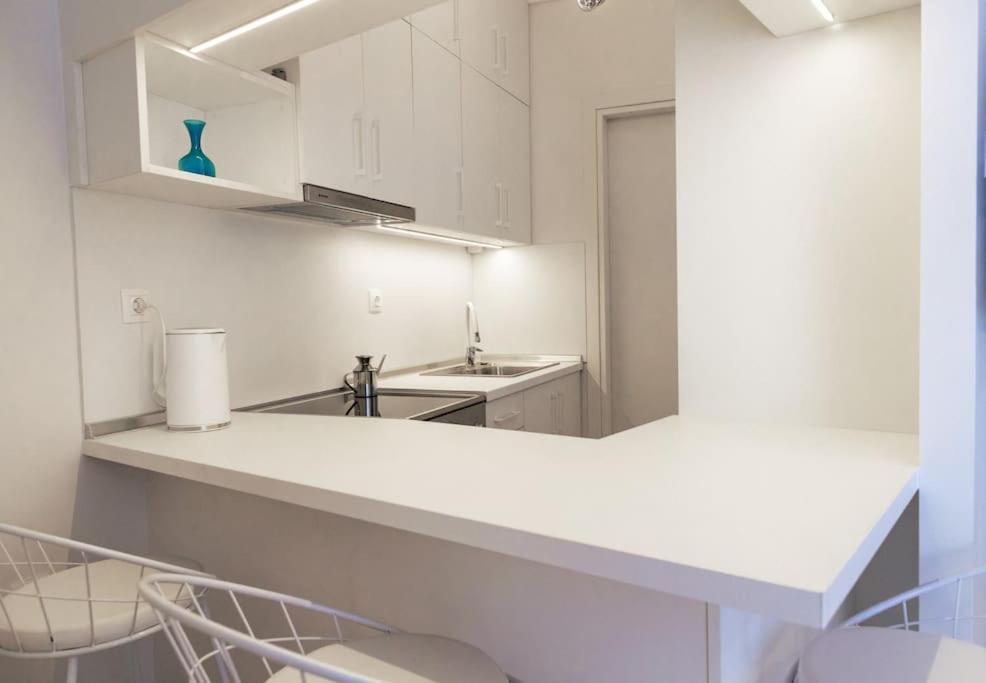 Cozy Studio In The Heart Of City Комотини Екстериор снимка