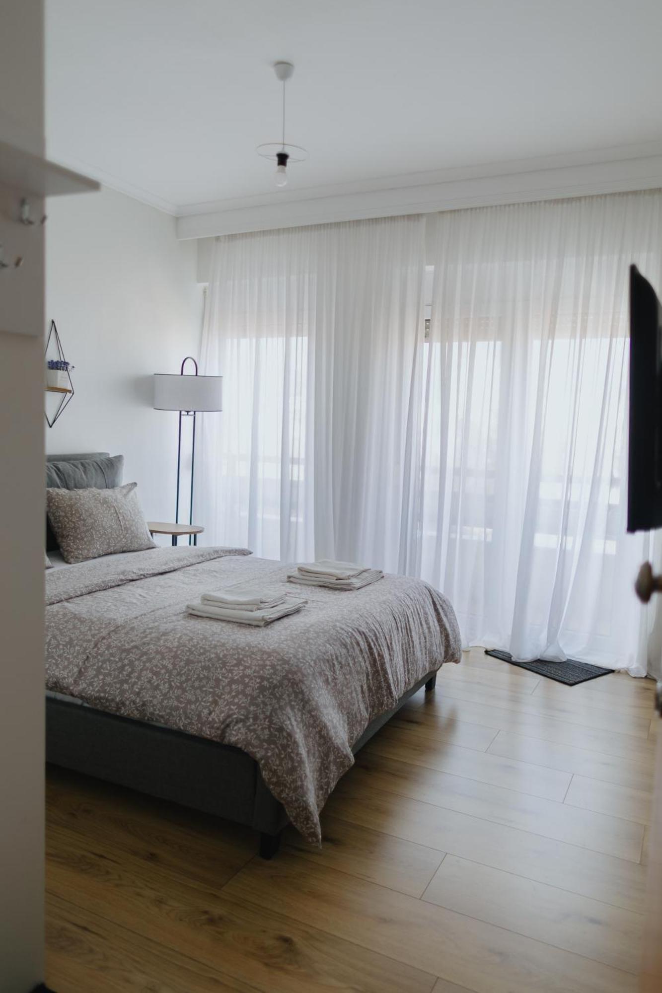 Cozy Studio In The Heart Of City Комотини Екстериор снимка